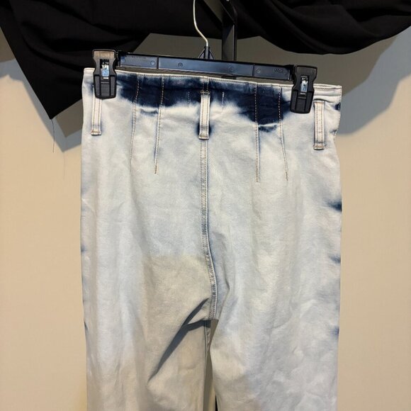 Uniq by Litz Acid Light Wash High Rise Wide Leg Jeans - Picture 9 of 14